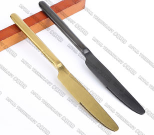 Placage à l'or de cuillères et de couteaux PVD de fourchettes d'acier inoxydable